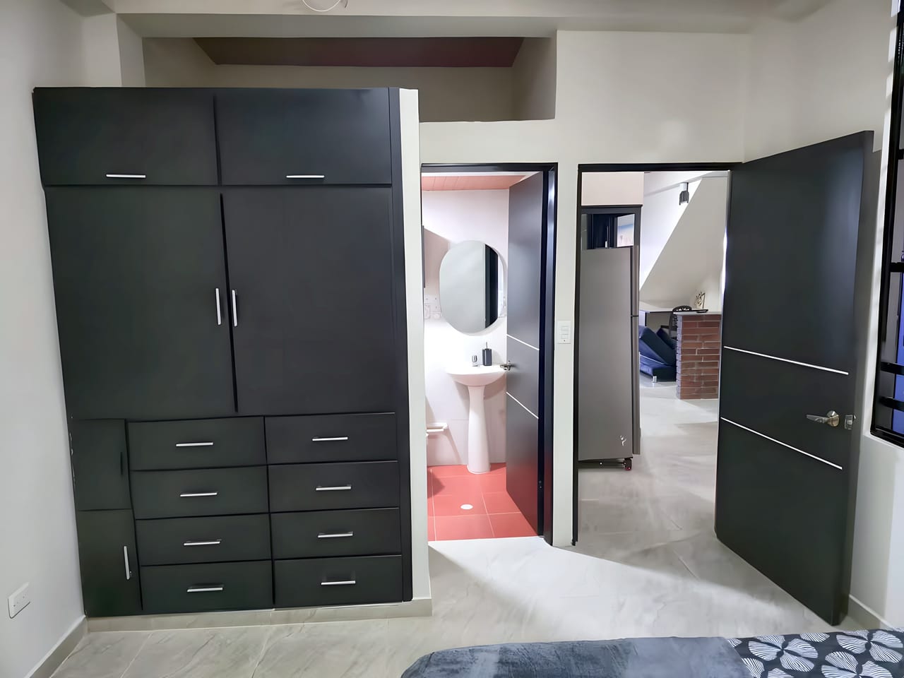 Clóset y acceso al baño