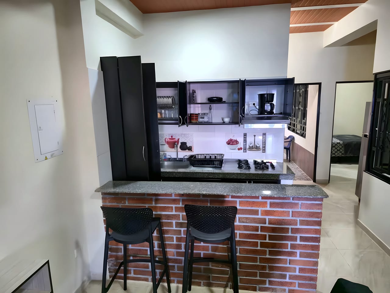 Cocina abierta con barra