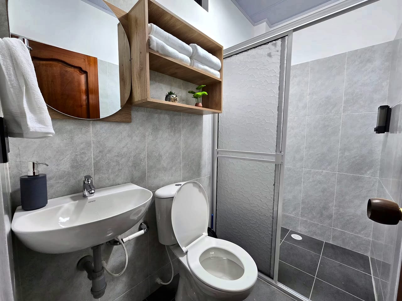 Baño con ducha