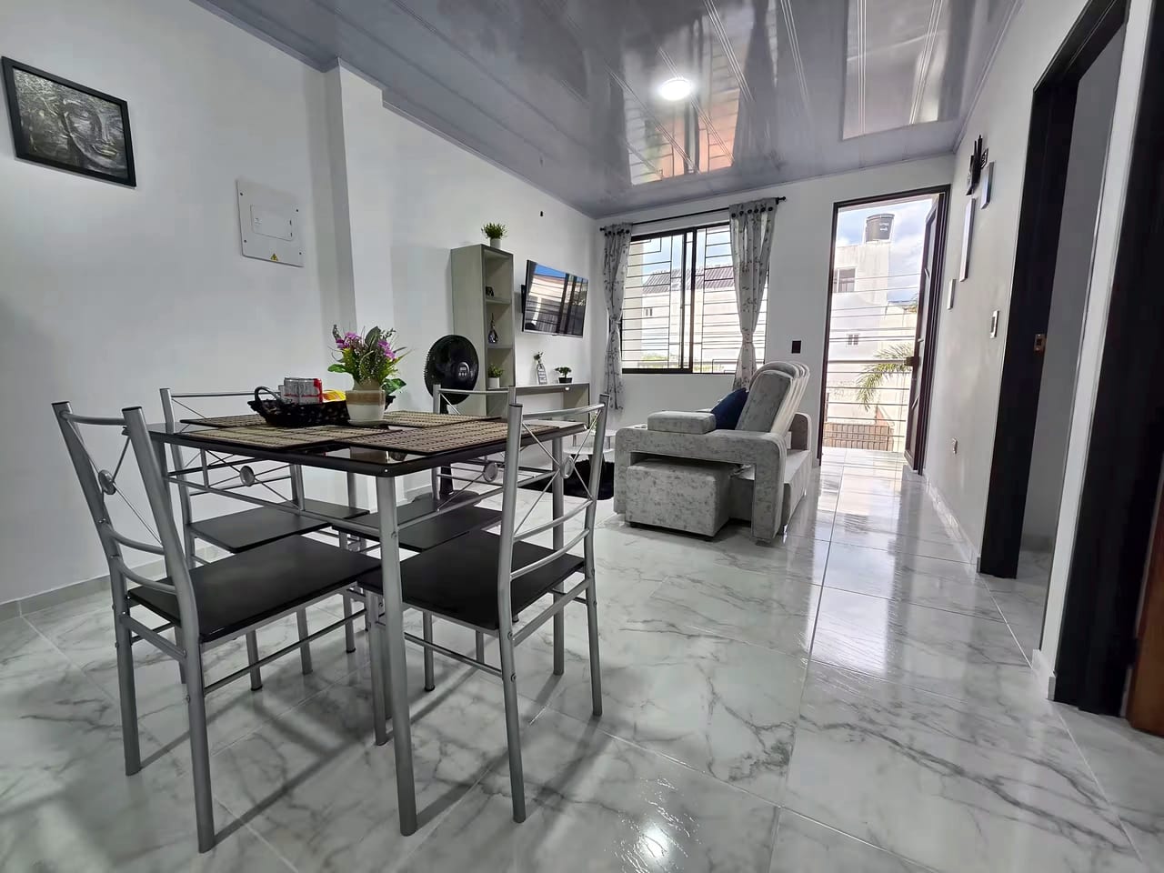 Comedor junto a la sala